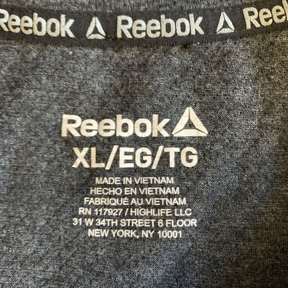 Reebok (XL) Women's Wicking Fabric Shirt - Athletic Top Exercise Lightweight - Picture 4 of 14